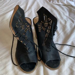 Restricted Boho Black Lace-Up Heels